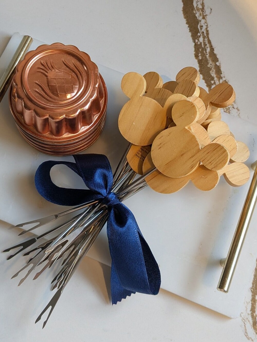 Wooden Mickey Mouse Mouse Disney   Fondue Skewers- Set Of 13